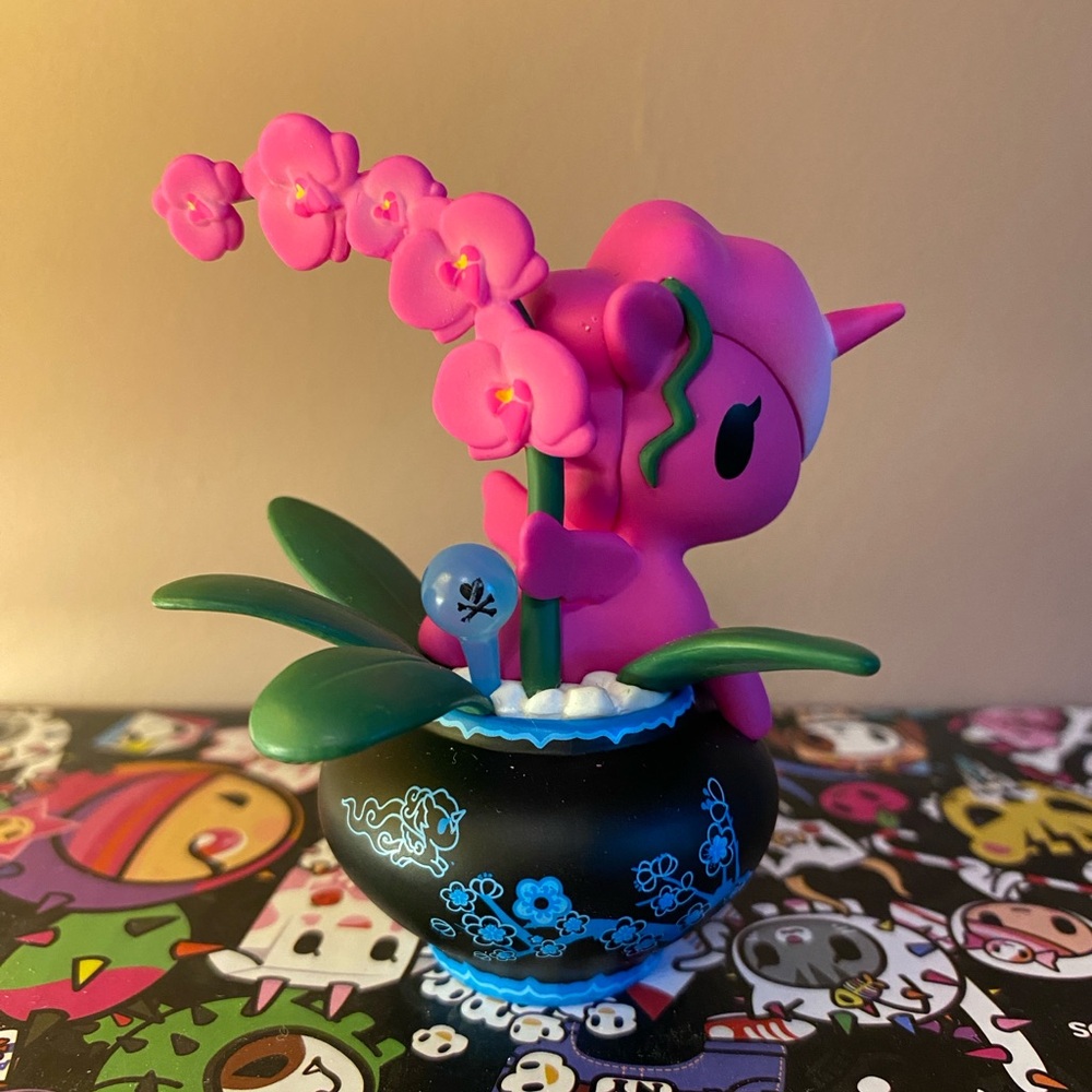 tokidoki Botanical Unicorno FUSCHIA
